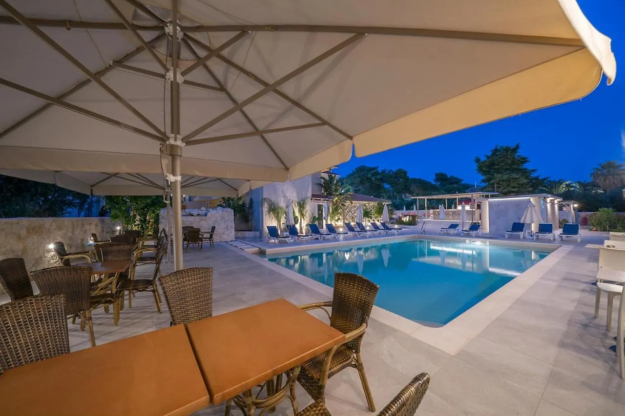 Makris Yialos Apartments Lassi
