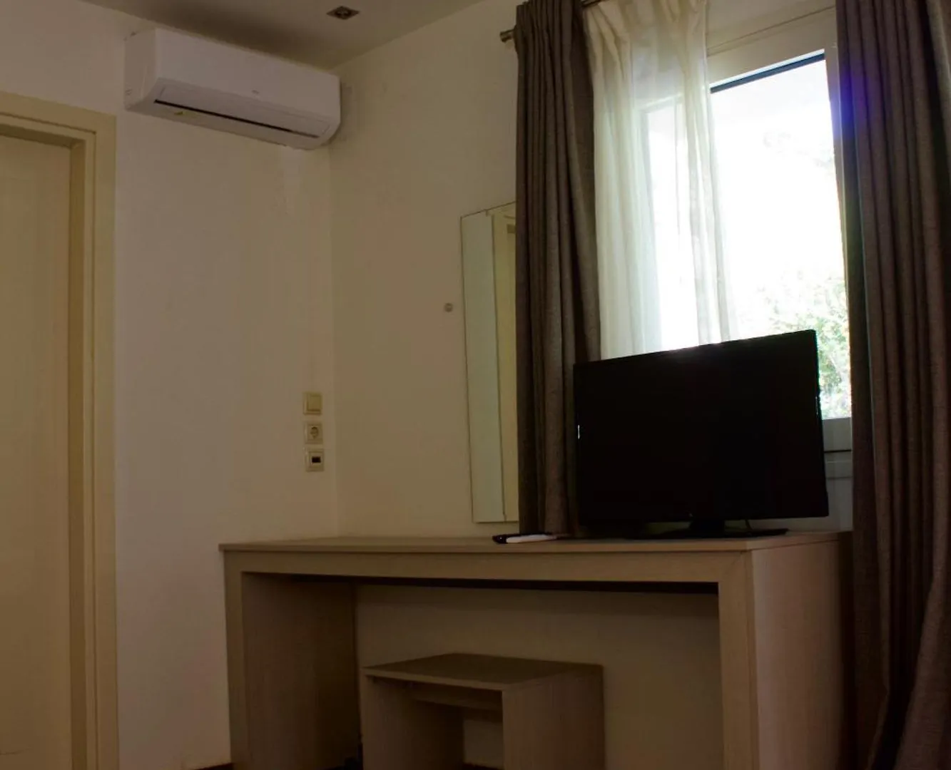 Makris Yialos Apartments Lassi